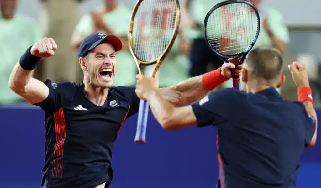 Andy Murray & Dan Evans Advance to Olympic Doubles Quarter-Finals at Paris 2024