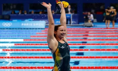 Mollie O'Callaghan win Gold and Sets Olympic Record in Women's 200m Freestyle