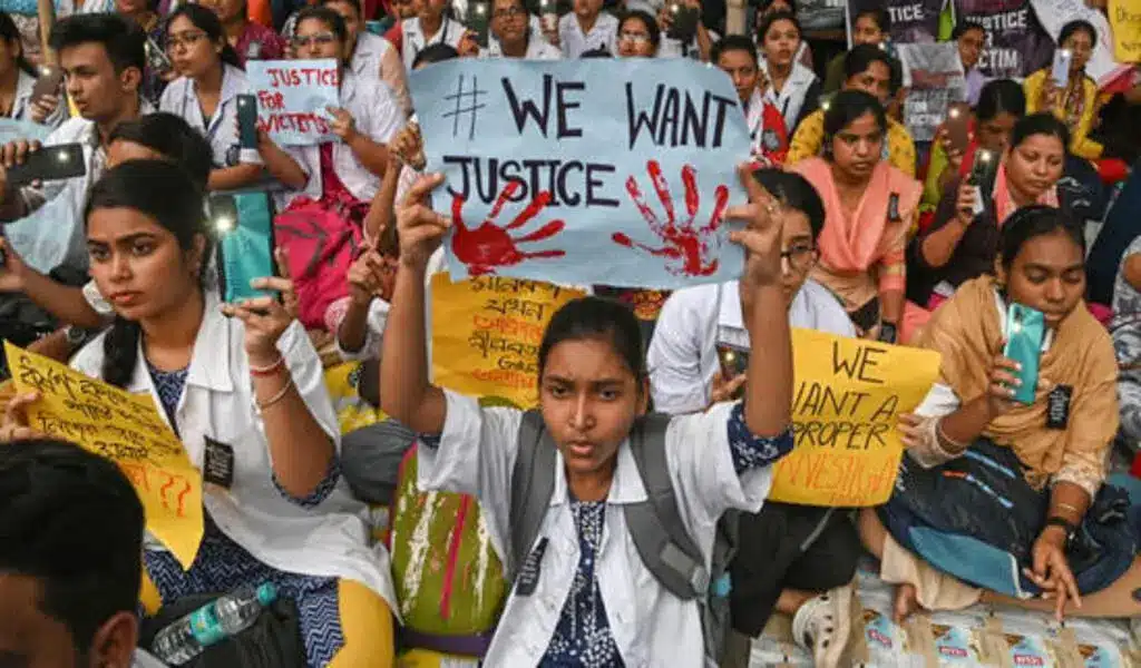 India's Supreme Court Sets up Doctors' Panel on Workplace Safety After Sexual Assault