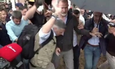 Felipe VI of Spain Pelted with Mud