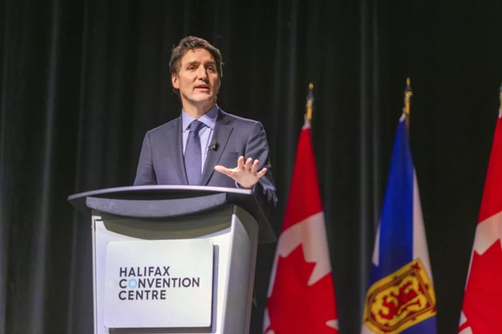 Trudeau's Remarks on American Voters Ignite Controversy